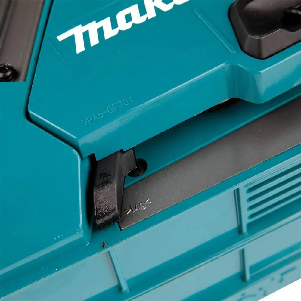 2026 NewMakita GCU04T1 40V max XGT Brushless Lithium-Ion 18 in. Cordless Chain Saw Kit (5.0Ah)