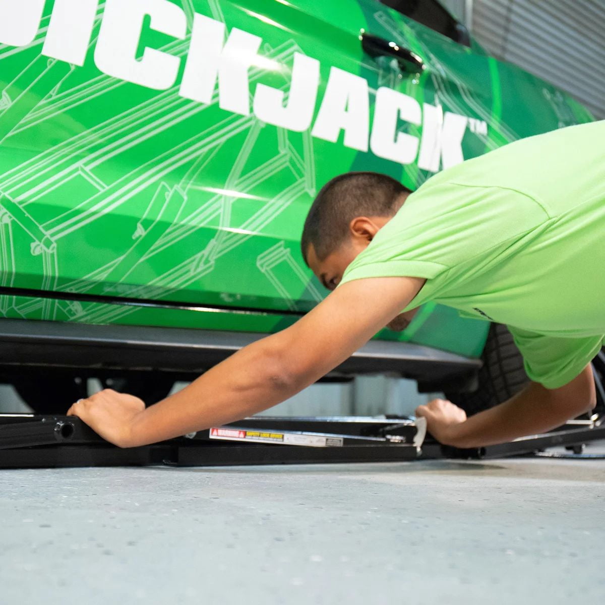 Quickjack 7000TL Portable Car Lifting System, 3,182 kg (7,000 lb.) Capacity
