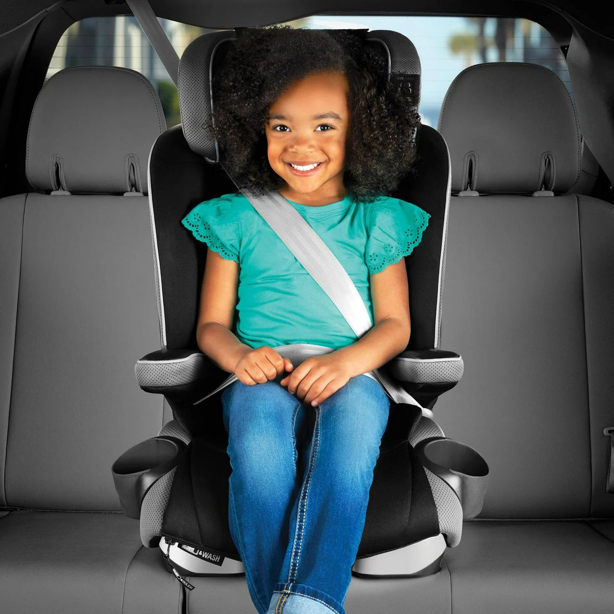 2026 NewChicco MyFit Zip Harness and Booster Car Seat - Nightfall (Black). New