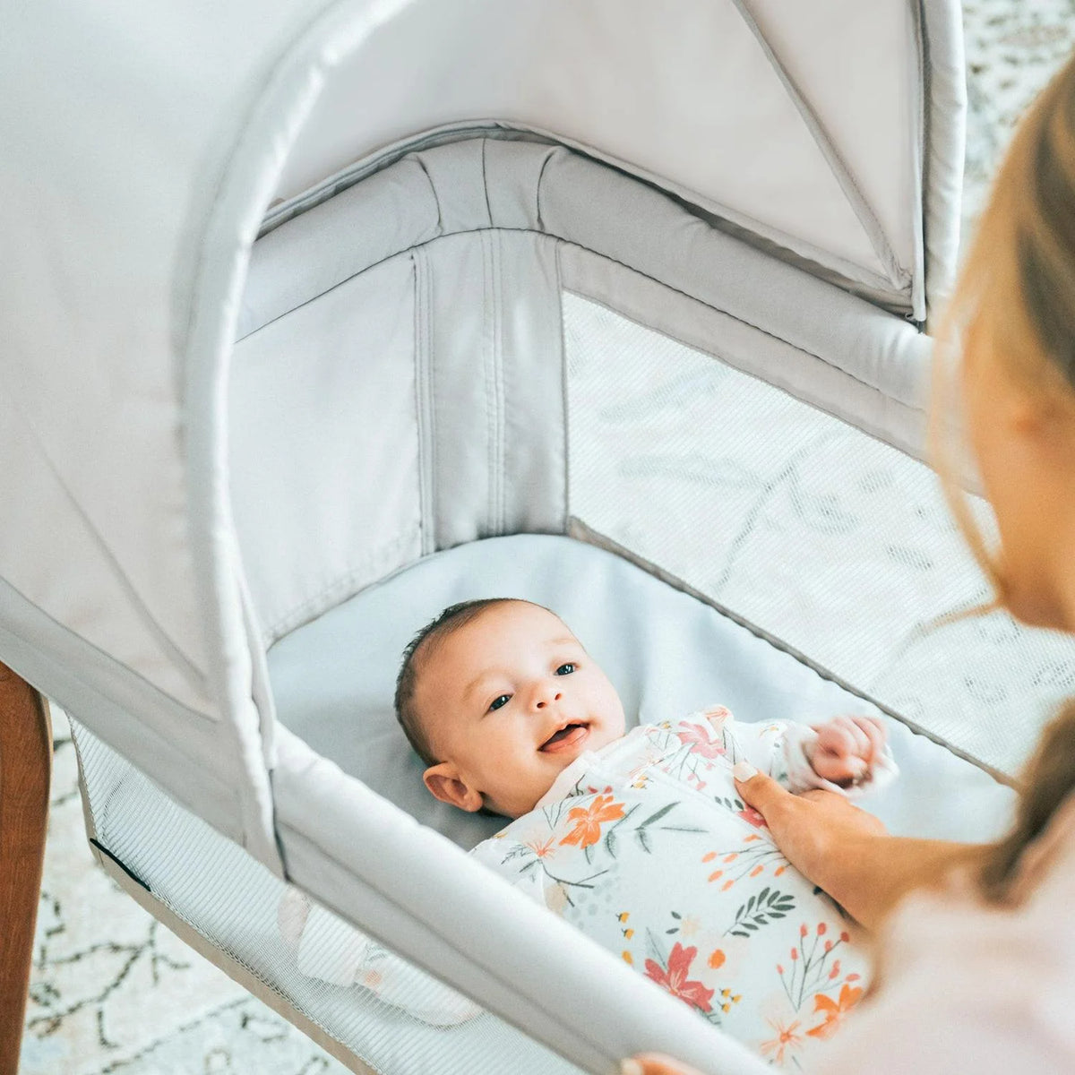 2026 NewChicco LullaGo Anywhere LE Portable Bedside Bassinet with Removable Canopy - Serene (Beige). New