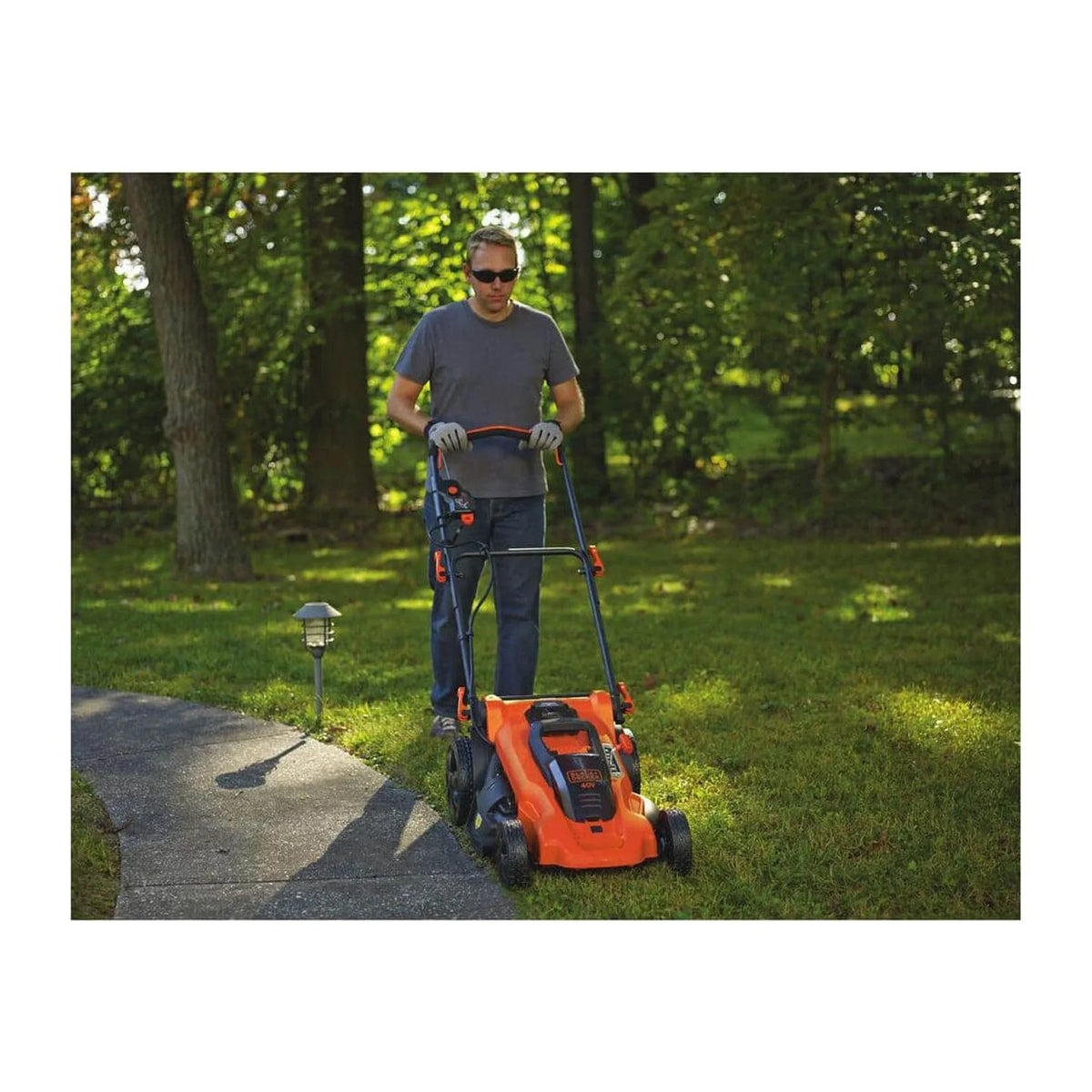 2026 NewBLACK+DECKER 40V MAX* Cordless Lawn Mower with Battery and Charger Included, (CM2043C)