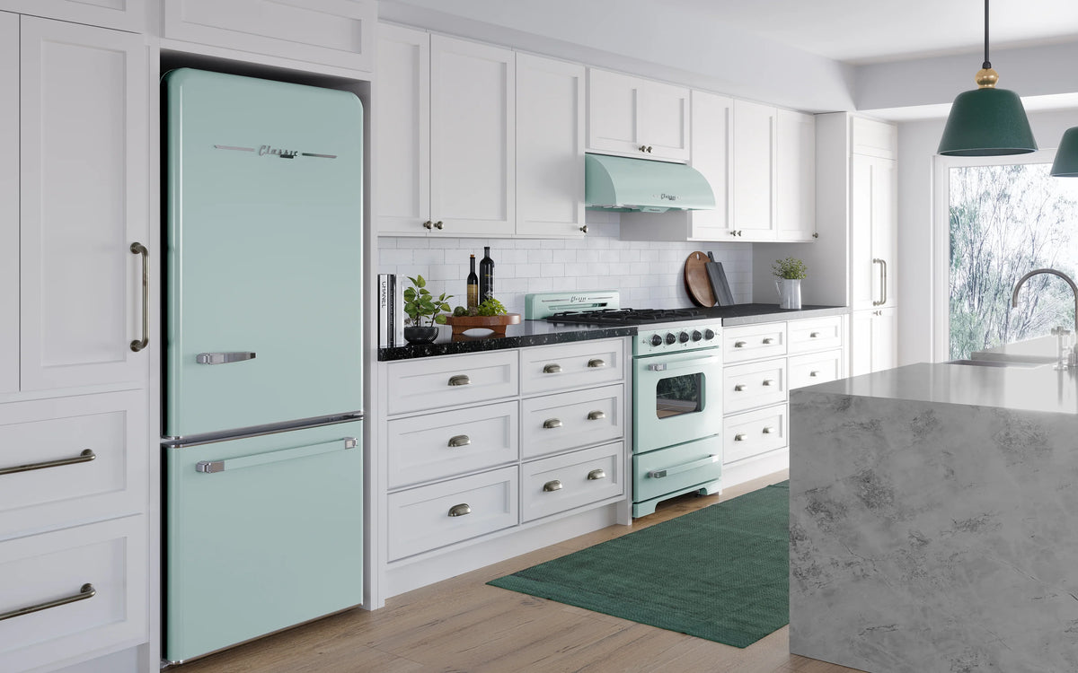 2026 NewUnique Appliances Ugp-510L Ac Classic Retro 30" Wide 17.7 Cu. Ft. Energy Star Certified